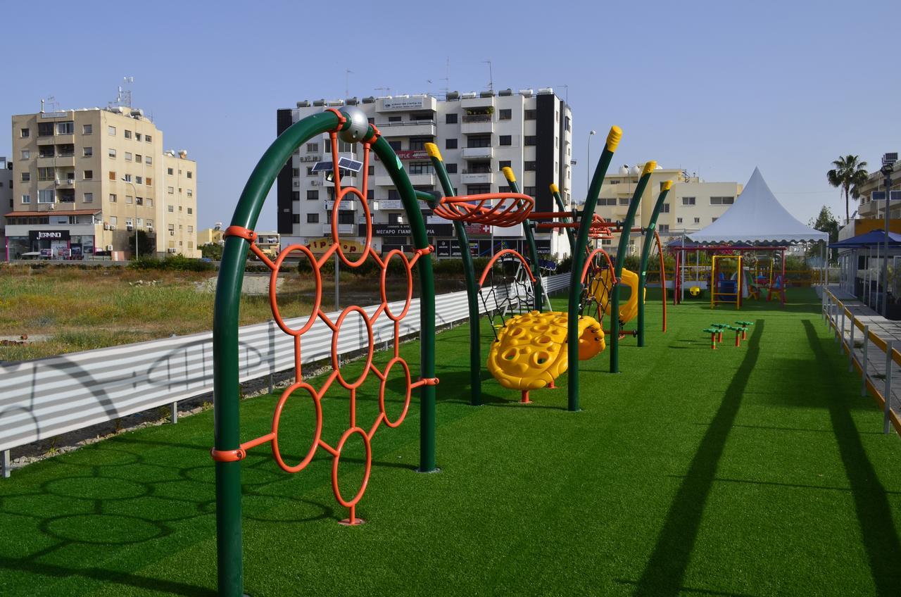 Alora Apartments Larnaca Buitenkant foto